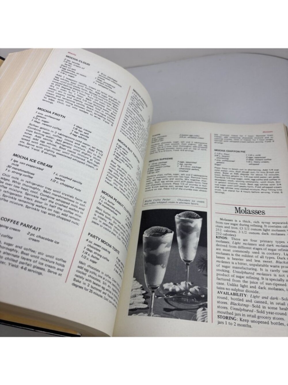 Vintage The Illustrated Encyclopedia of American Cooking Book Favorite Recipes - Picture 5 of 9